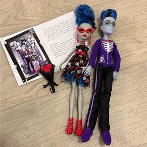 Monster High Doll  Love’s NOT DEAD SLO MO MORTAVITCH and Ghoulia Yelps HTF 2008